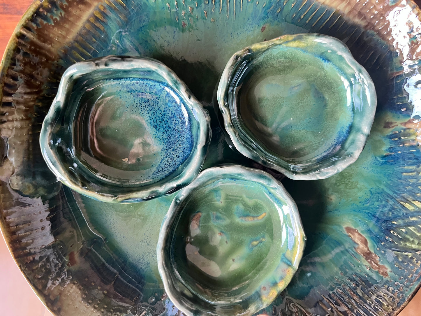 Textured stoneware set - greens and blues