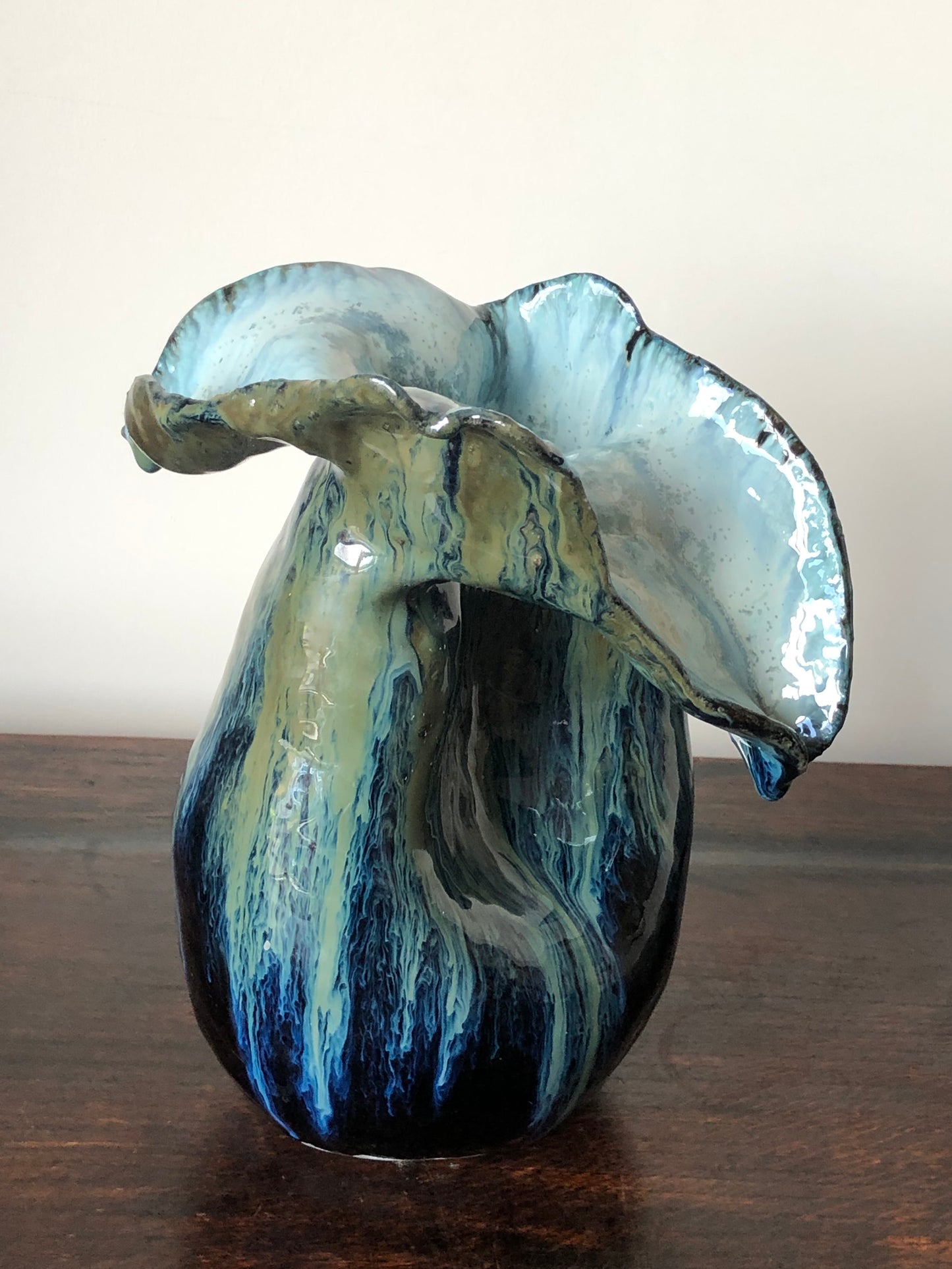 Awakening - flowing vase