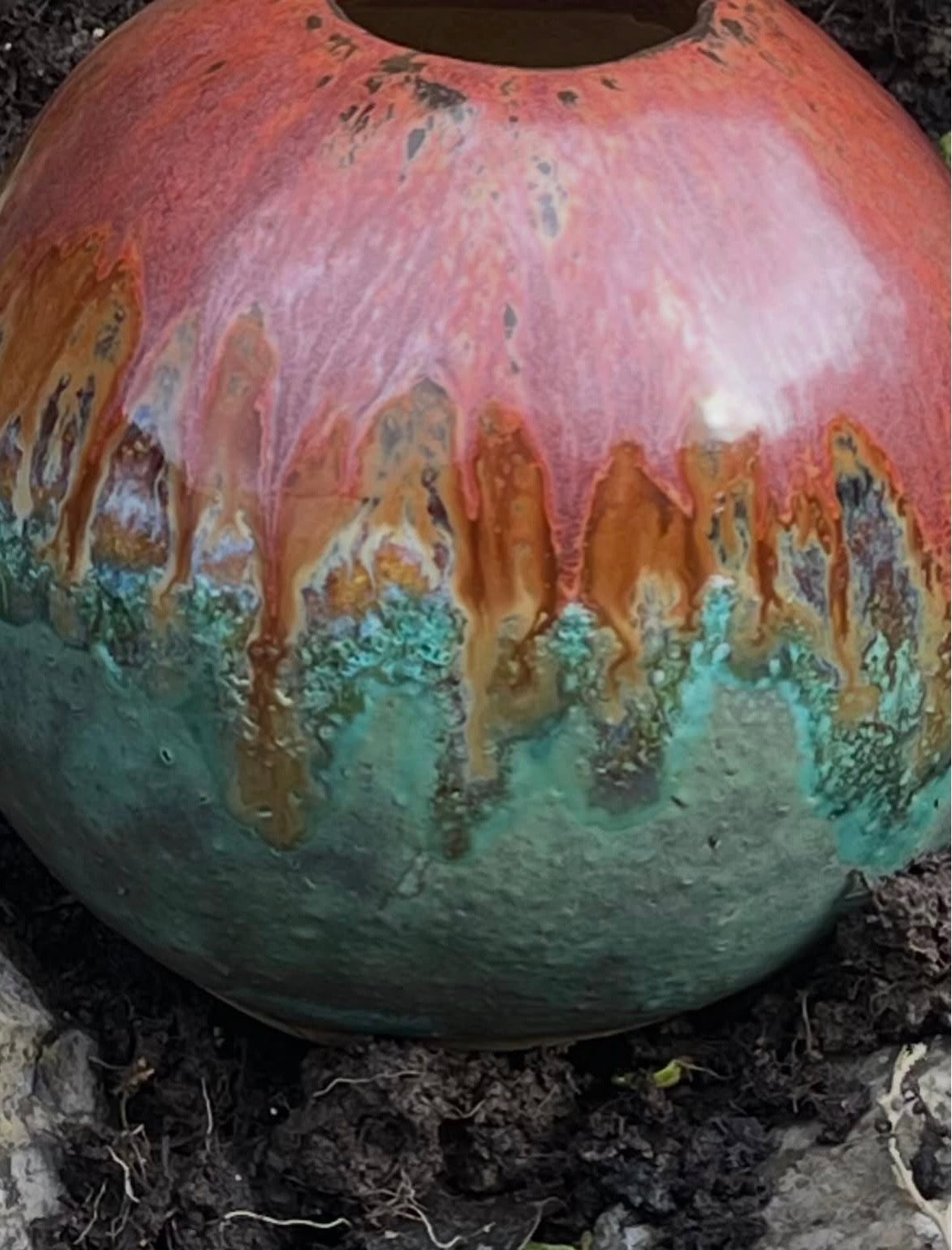 Living Rock moon vase