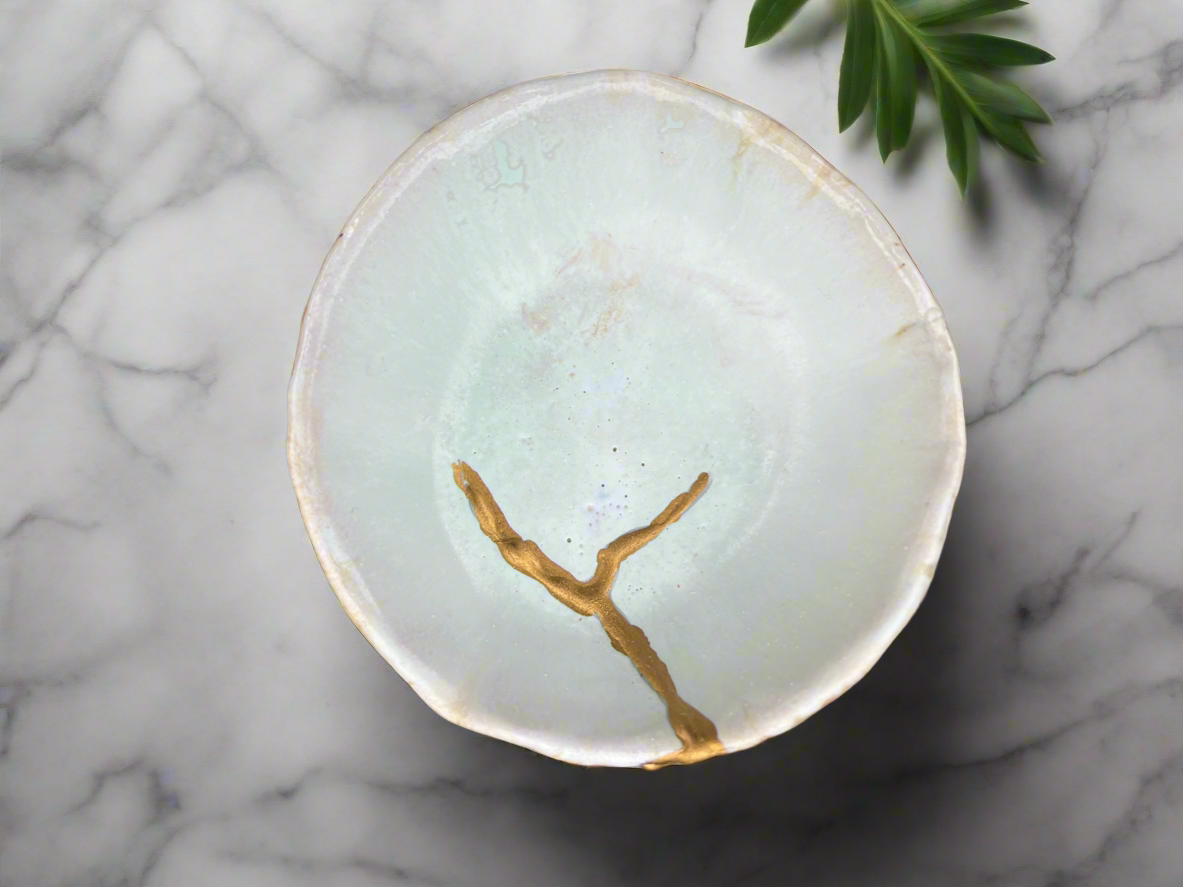 Pure Imperfection - ring / tea light bowl