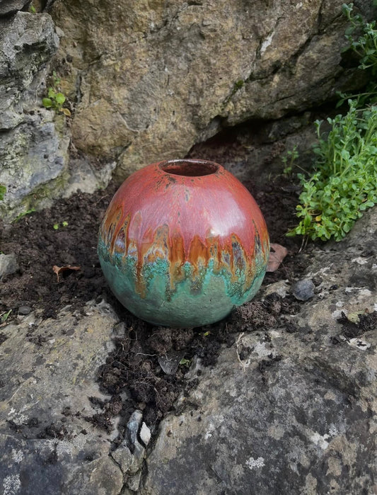 Living Rock moon vase