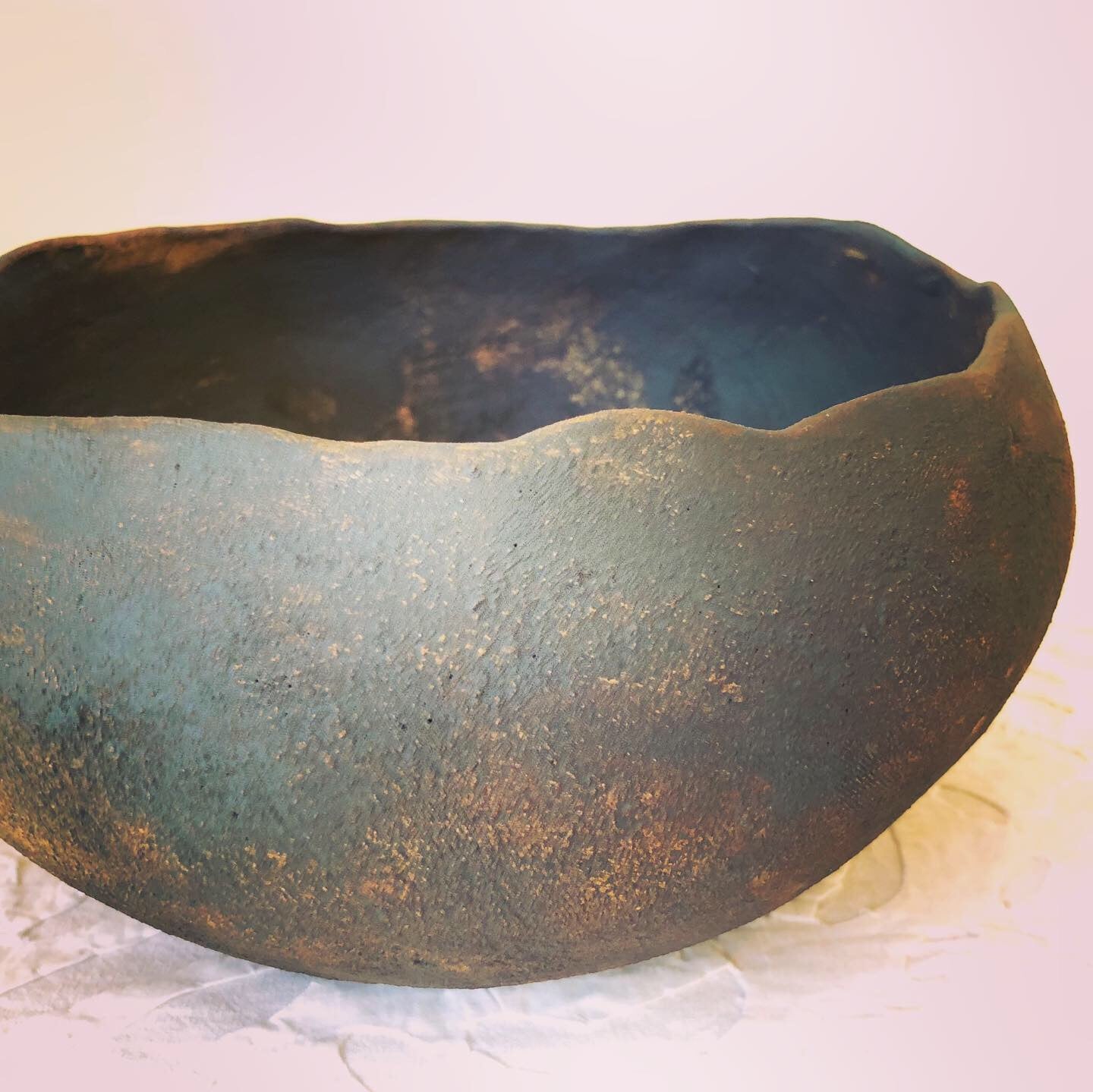 African collection: Raw black clay centrepiece bowl