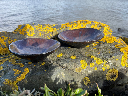 Set of 2 bowls in black clay with ancient copper glaze